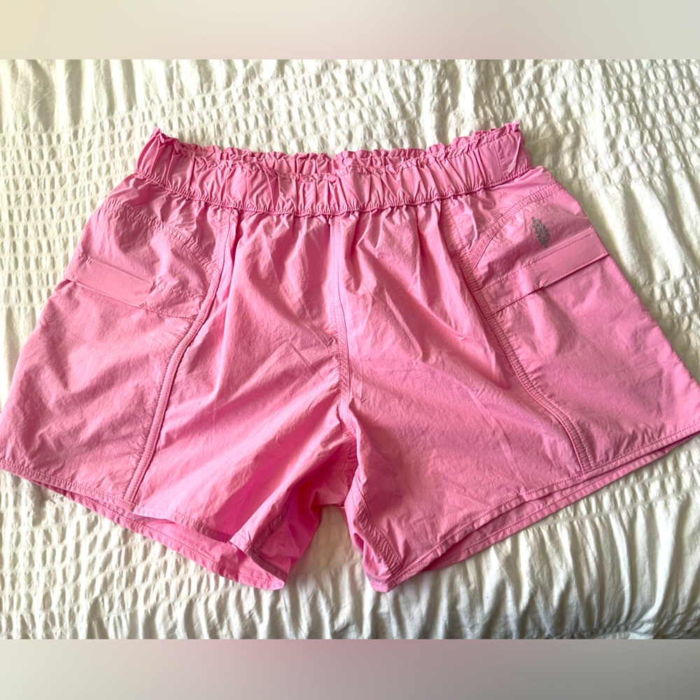 Small FP Movement running short in bubblegum pink 💗🎀